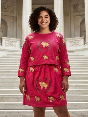 GUC Preloved Red/gold/black/green skirt set w/elephant appliqués & embroidery.